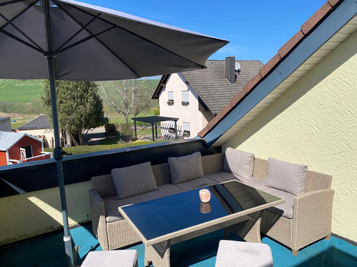 Ferienwohnung Wertevoll Welschbillig Bagian luar foto